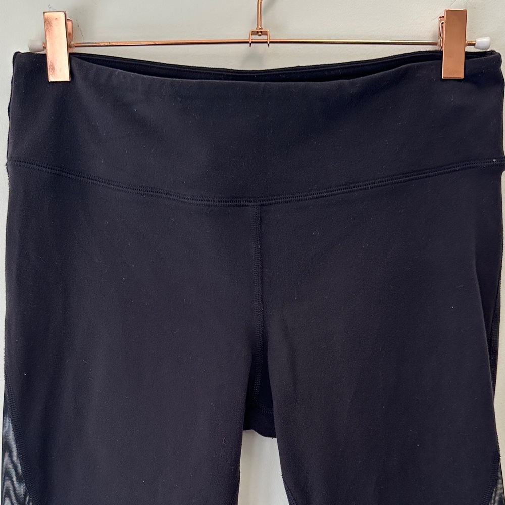 ALO Yoga Black Mesh Leggings - Picture 4 of 16